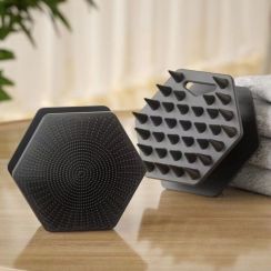 Exfoliating Silicone Body Scrubber for Hair